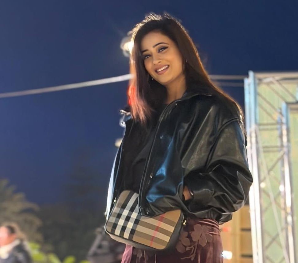 Shweta Tiwari soaks in serenity during Spain vacation